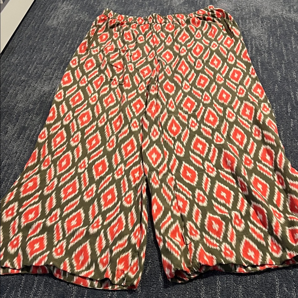 Red and Green Patterned Wide-Leg Pants